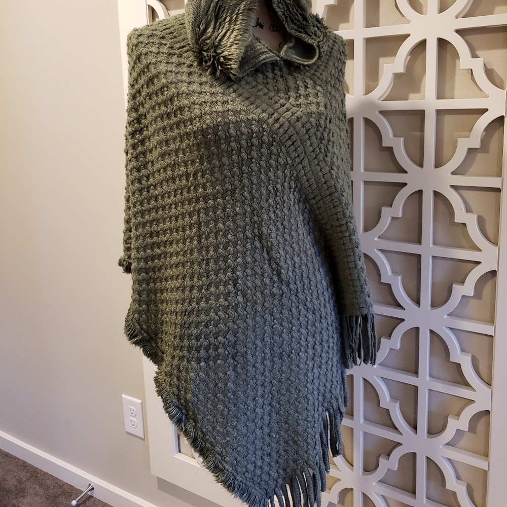 Brand new hooded fringe poncho